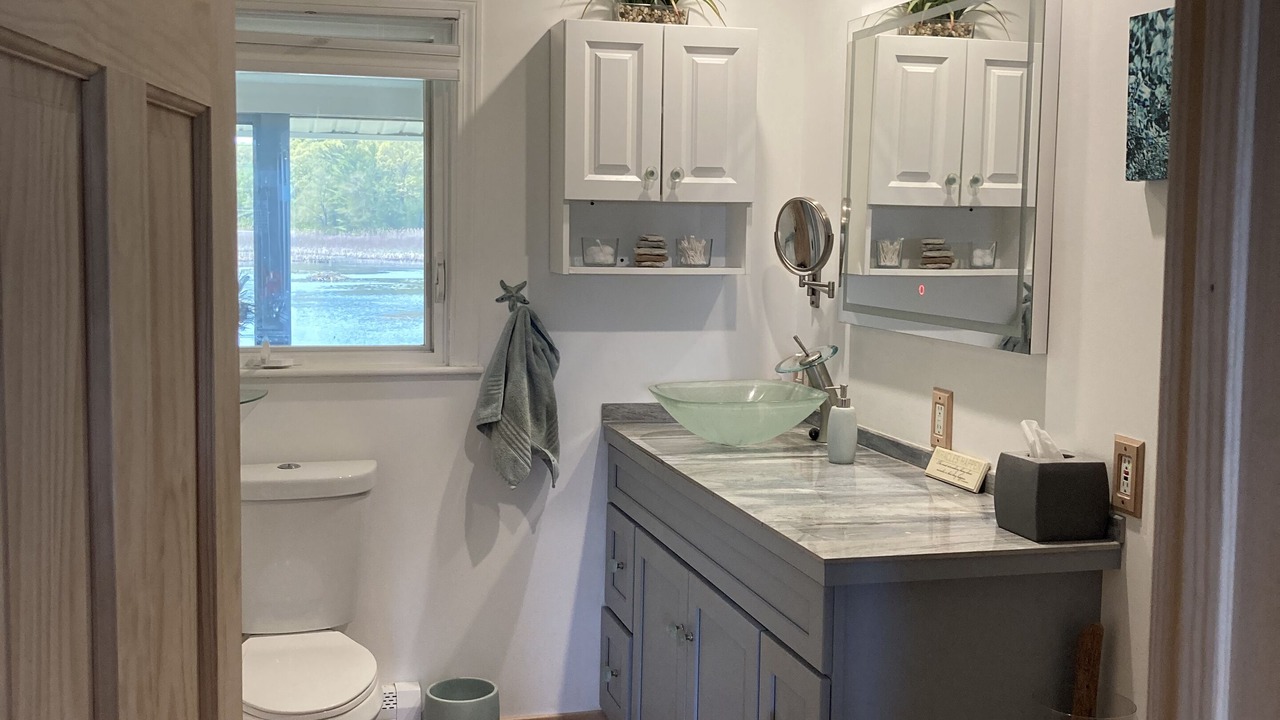 Photo of Bathroom in Hampton