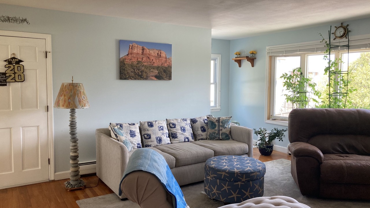 Photo of Livingroom in Hampton