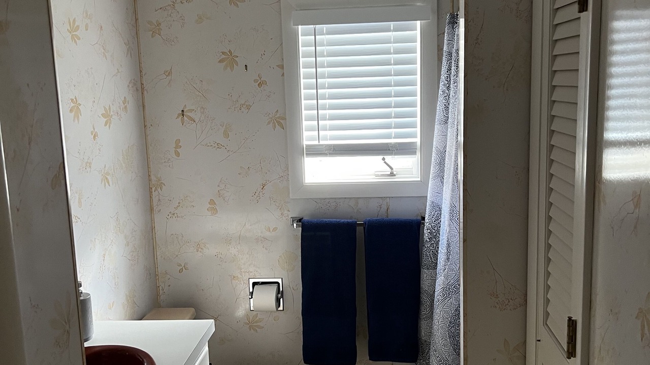 Photo of Bathroom in Seal Cove