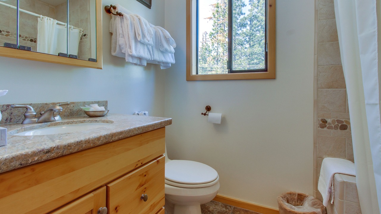 Photo of Bathroom in Mammoth Lakes
