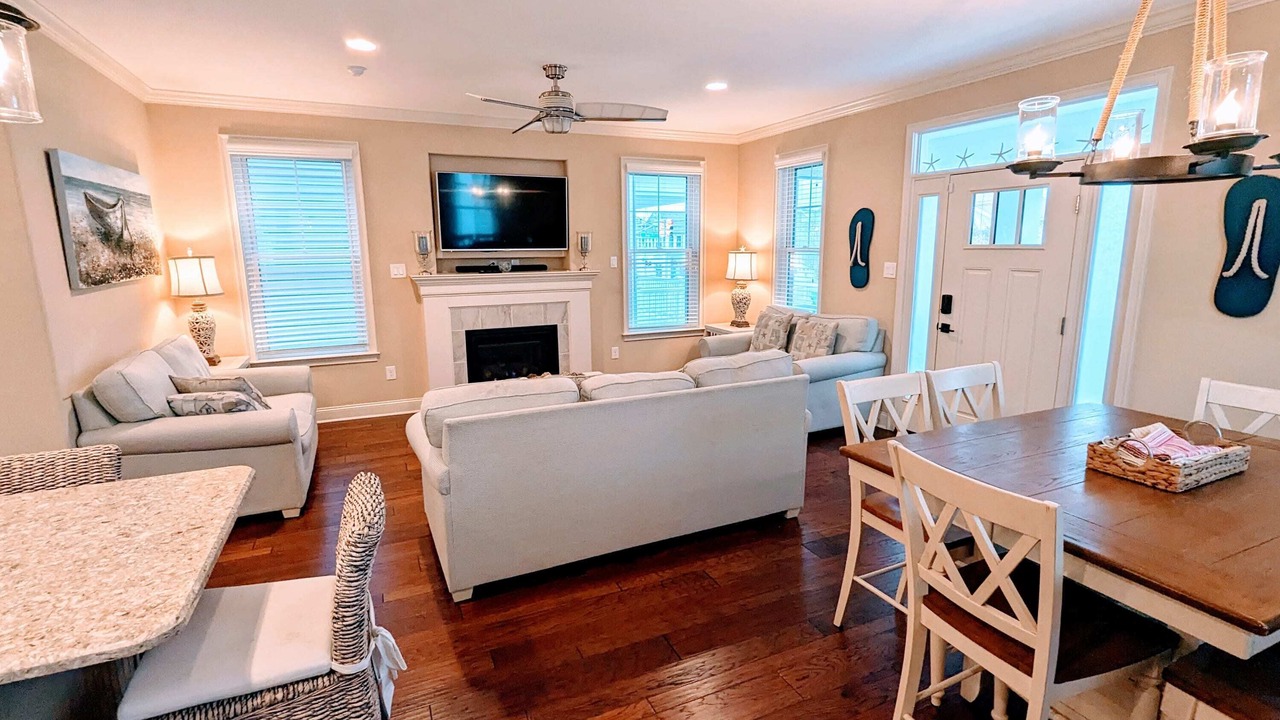Photo of Livingroom in North End