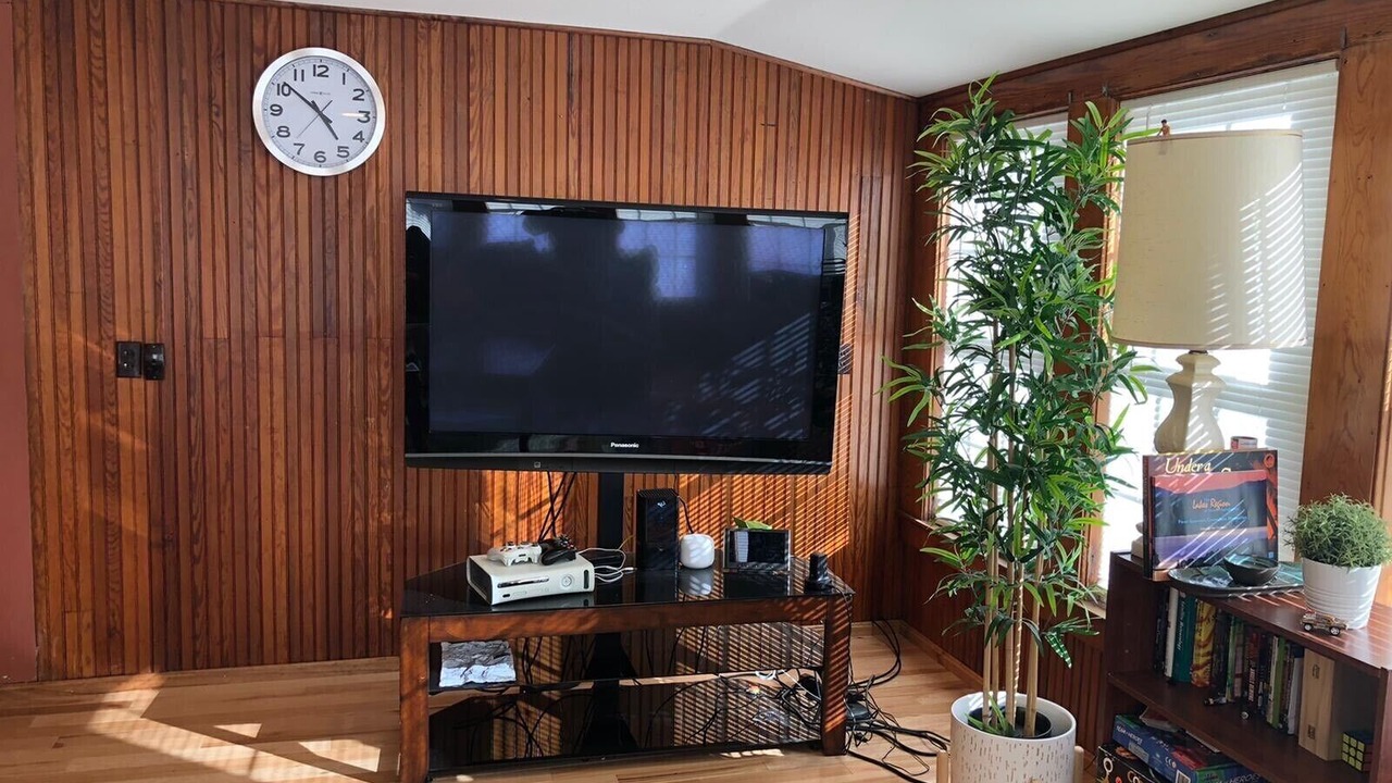 Photo of Bedroom in Winnisquam