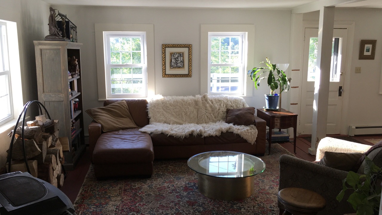 Photo of Livingroom in Cooperstown