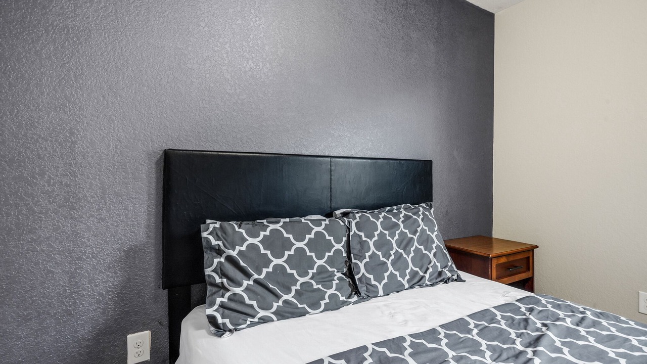 Photo of Bedroom in Channelview