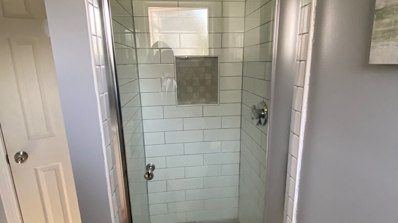 Photo of Bathroom in York Beach