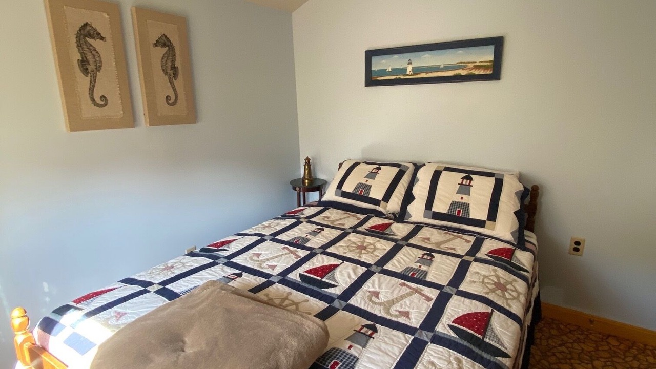 Photo of Bedroom in York Beach