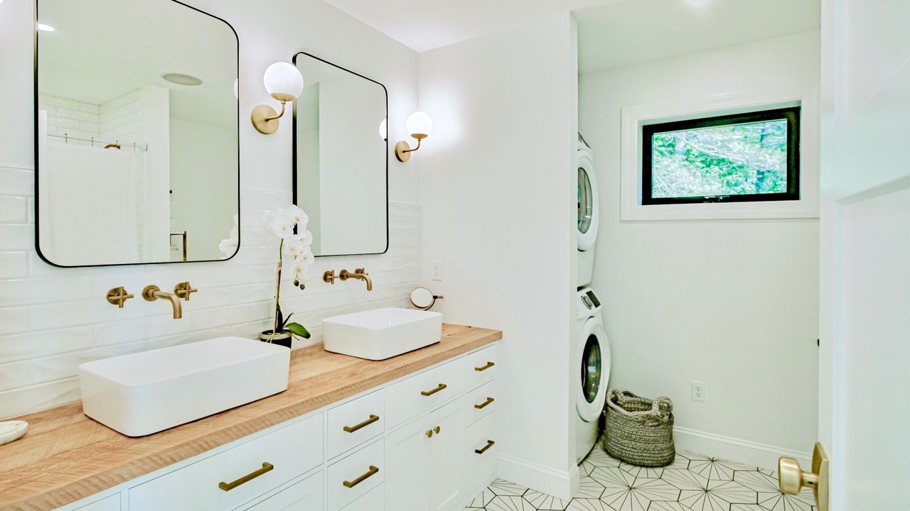 Photo of Bathroom in Oxford