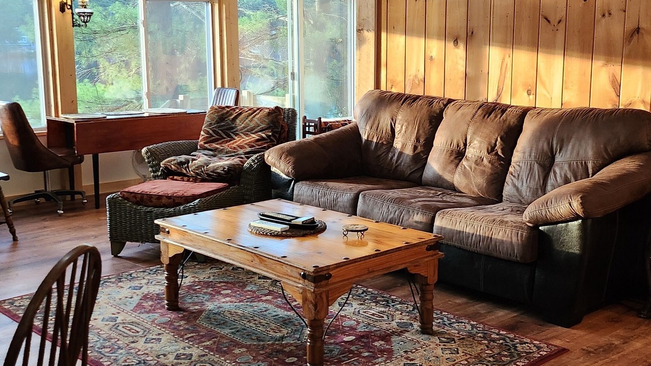 Photo of Livingroom in Lyman