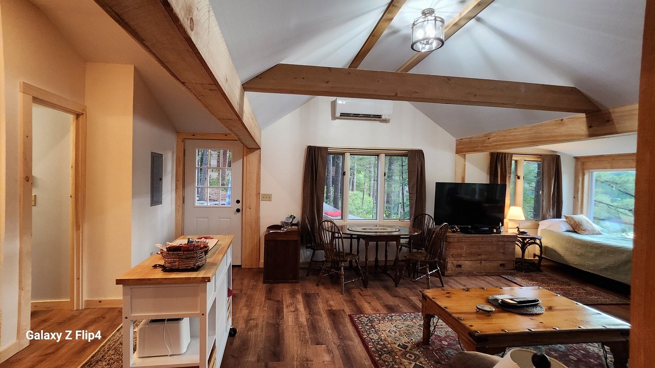 Photo of Livingroom in Lyman