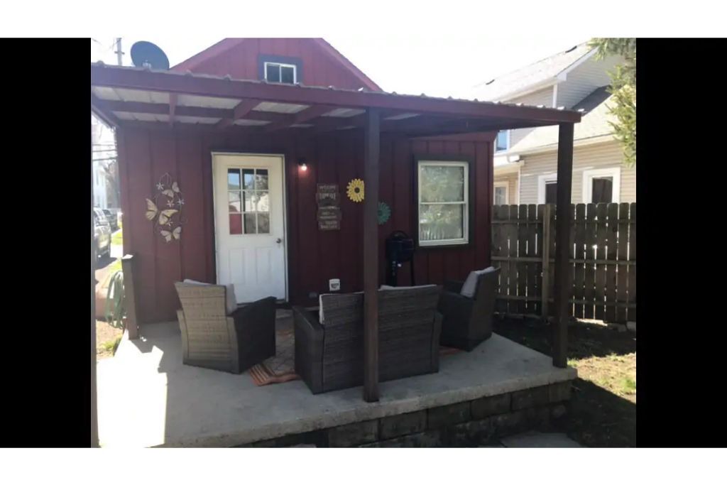 Photo of Livingroom in Norwalk
