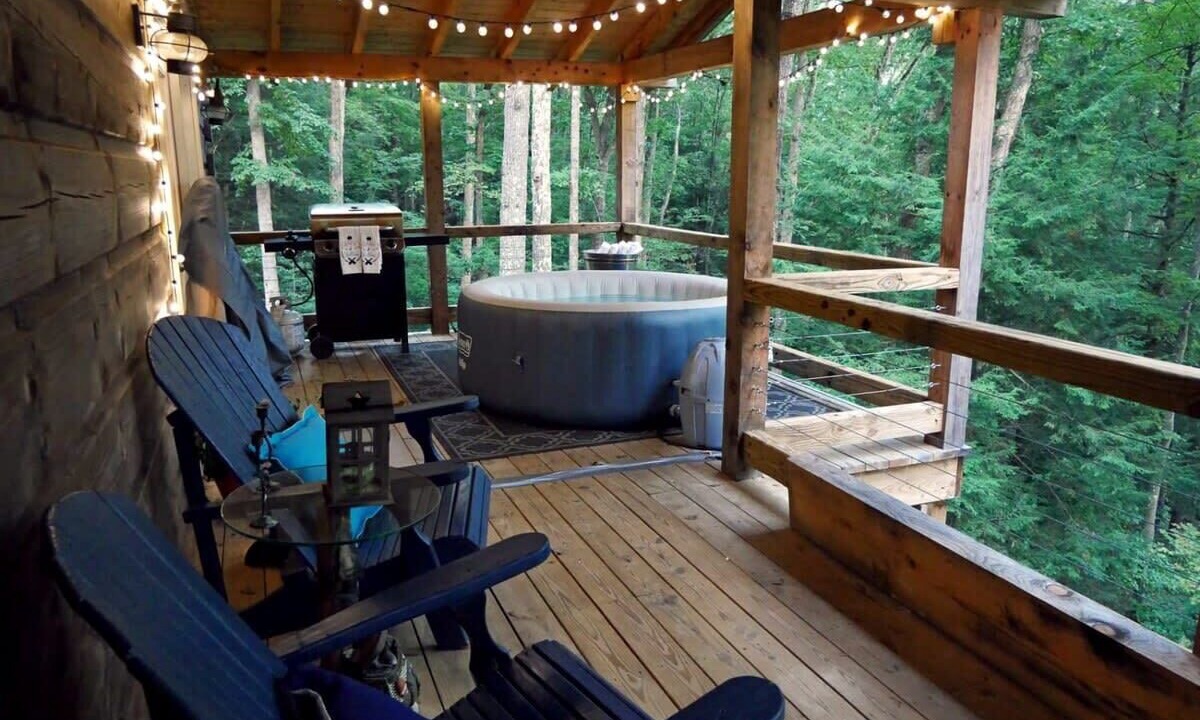 Photo of Outdoor in Lansing