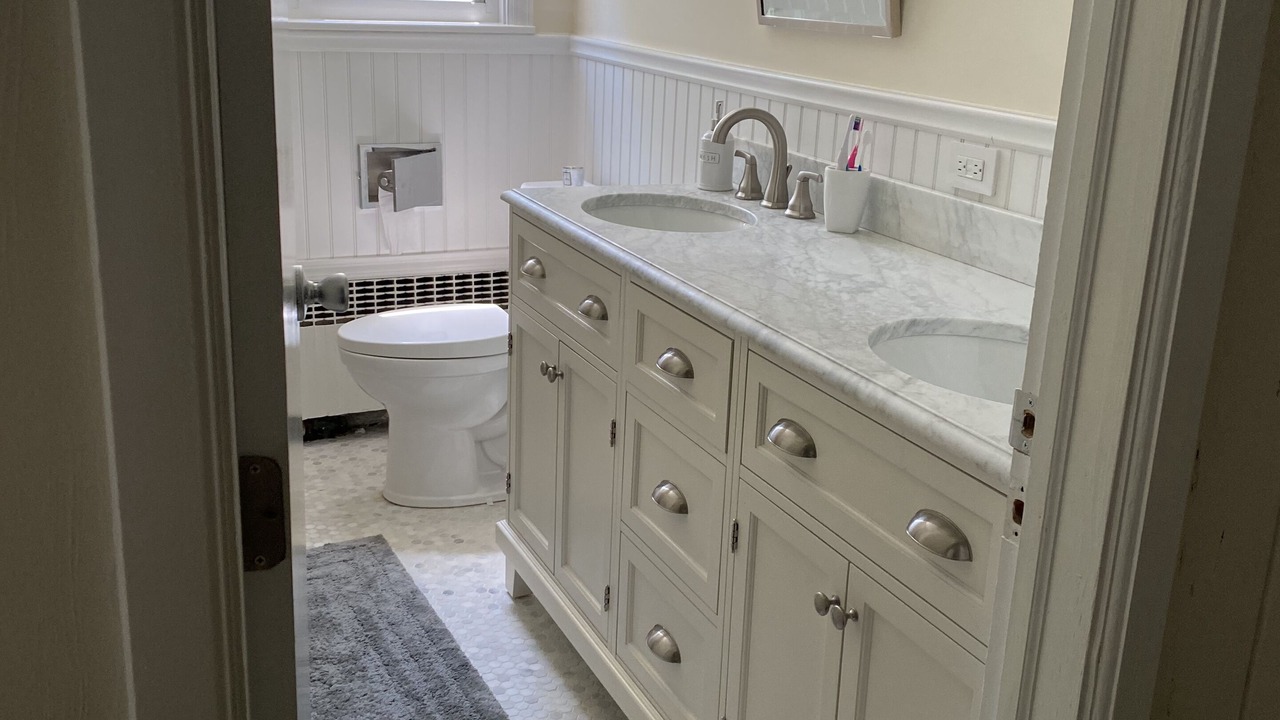 Photo of Bathroom in Westhampton Beach