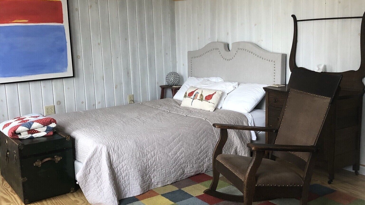 Photo of Bedroom in Colebrook