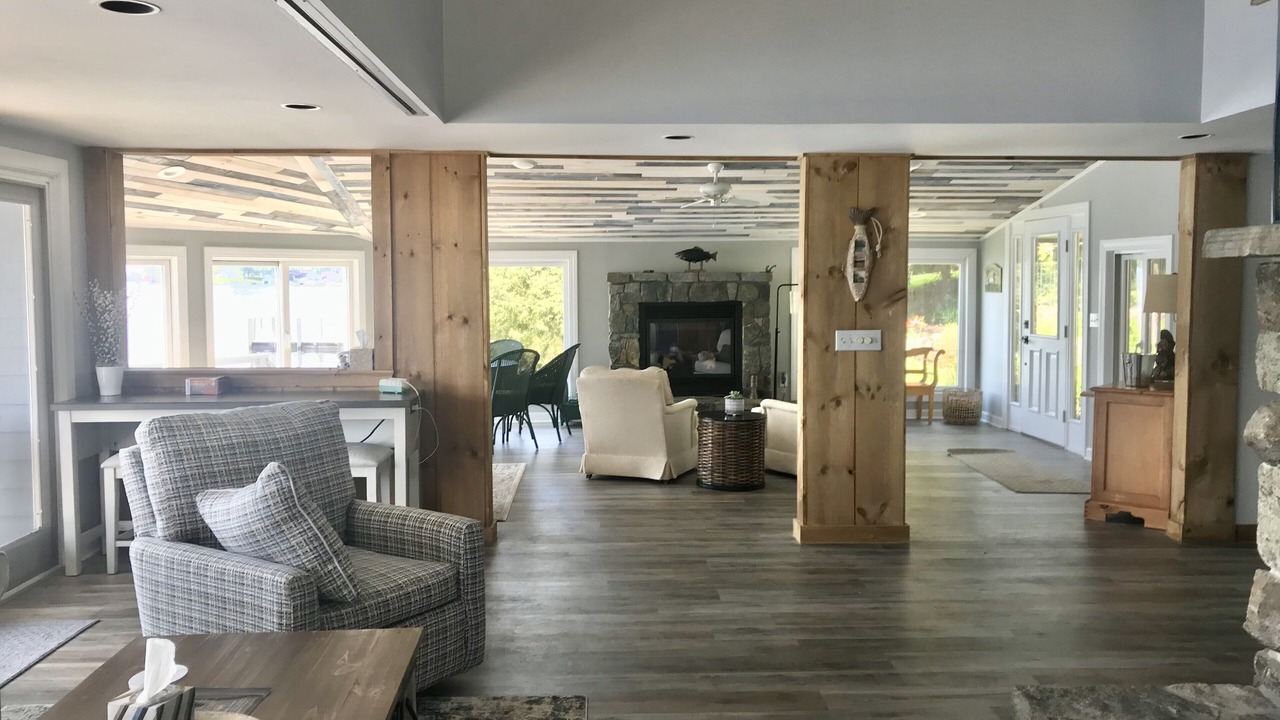 Photo of Livingroom in Bolton Landing