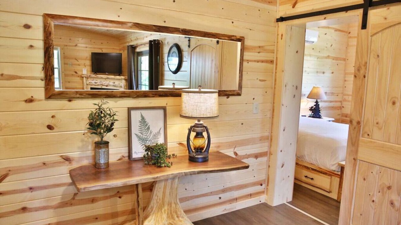 Photo of Bedroom in Millersburg