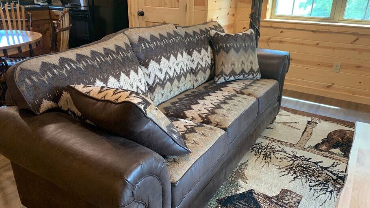 Photo of Livingroom in Millersburg