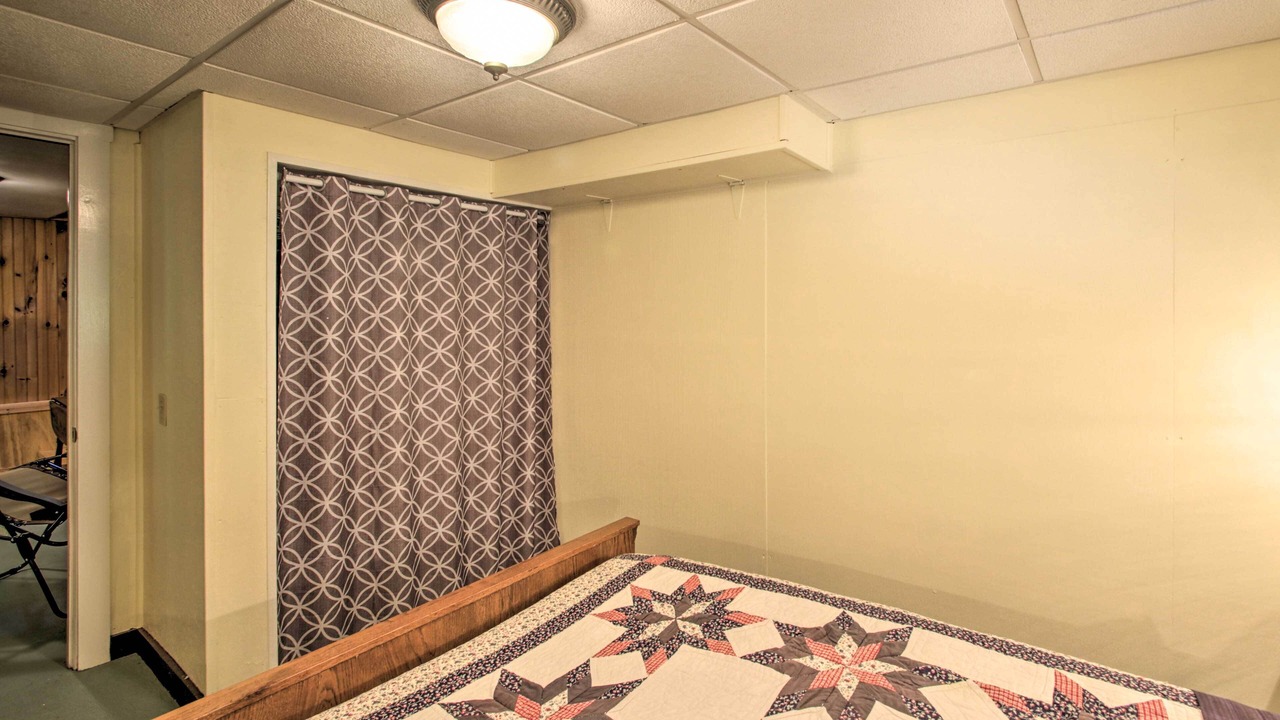 Photo of Bedroom in Weare