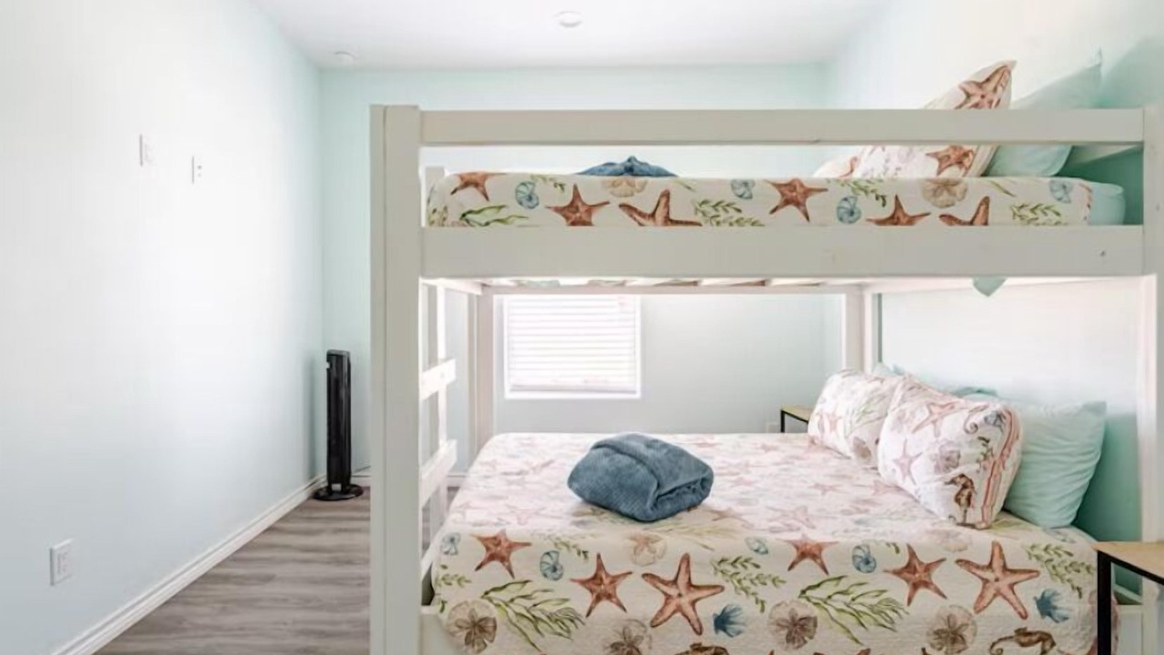 Photo of Bedroom in Gilchrist