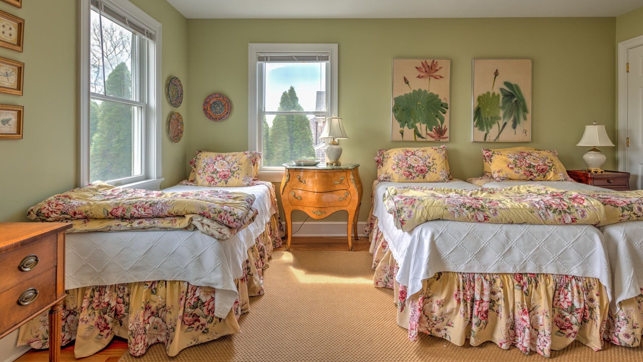 Photo of Bedroom in Village of Southampton