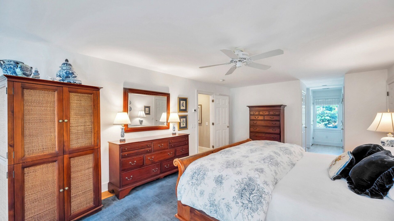 Photo of Bedroom in Village of Southampton