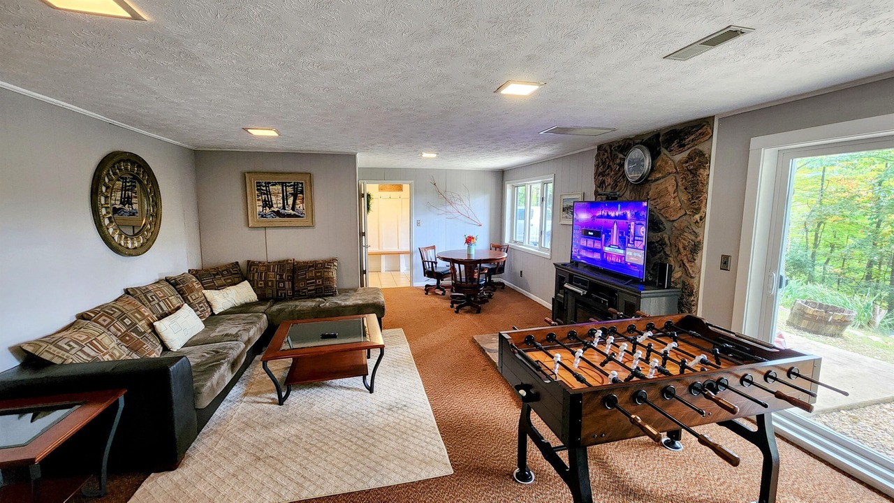 Photo of Bedroom in Massanutten