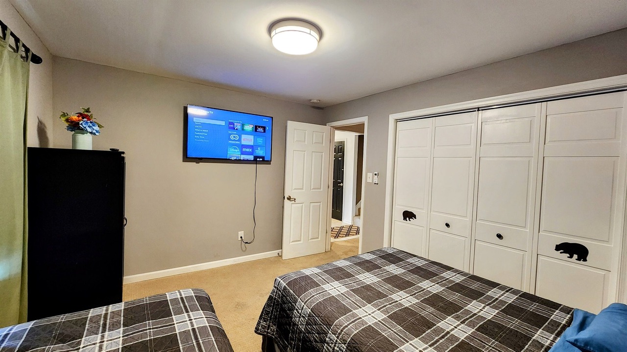 Photo of Bedroom in Massanutten