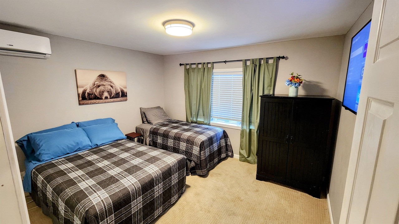 Photo of Bedroom in Massanutten
