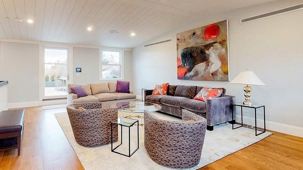 Photo of Livingroom in Prudential - St. Botolph