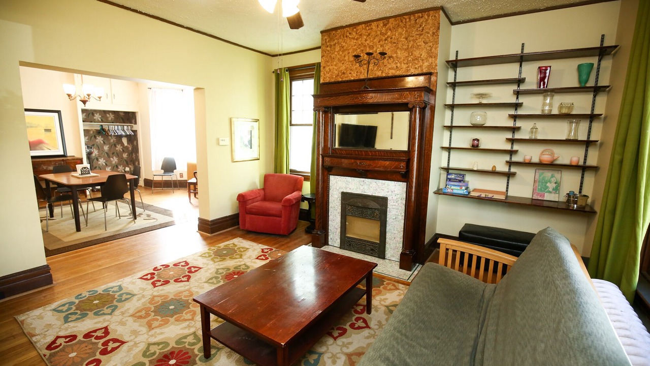 Photo of Bedroom in Brighton Heights