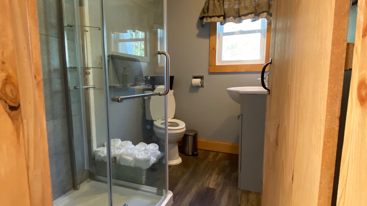 Photo of Bathroom in Hadley