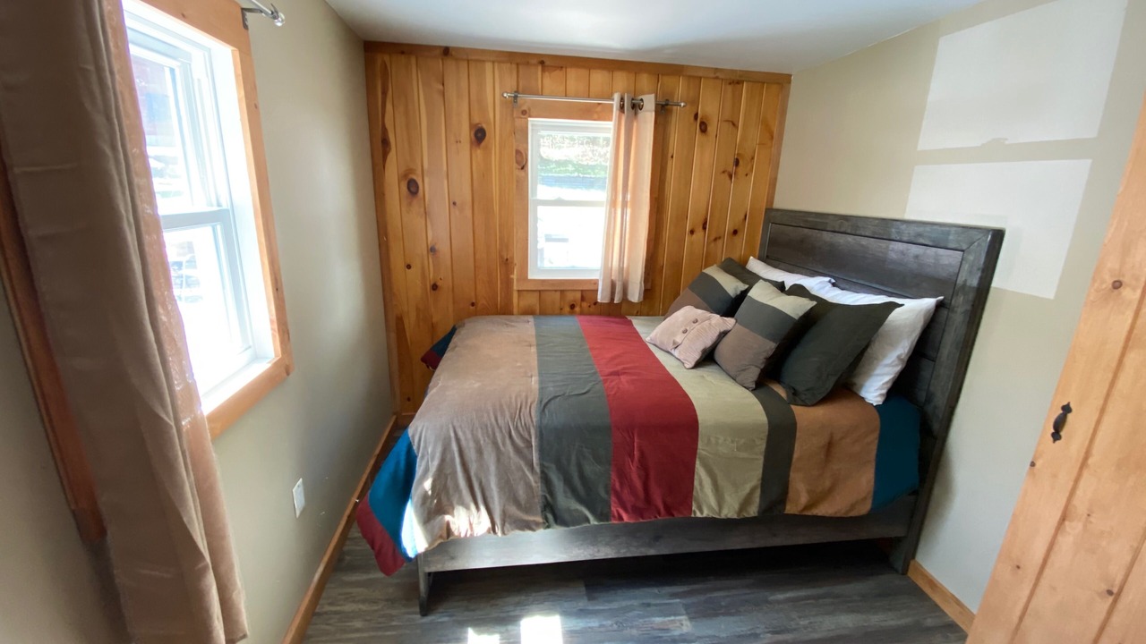 Photo of Bedroom in Hadley