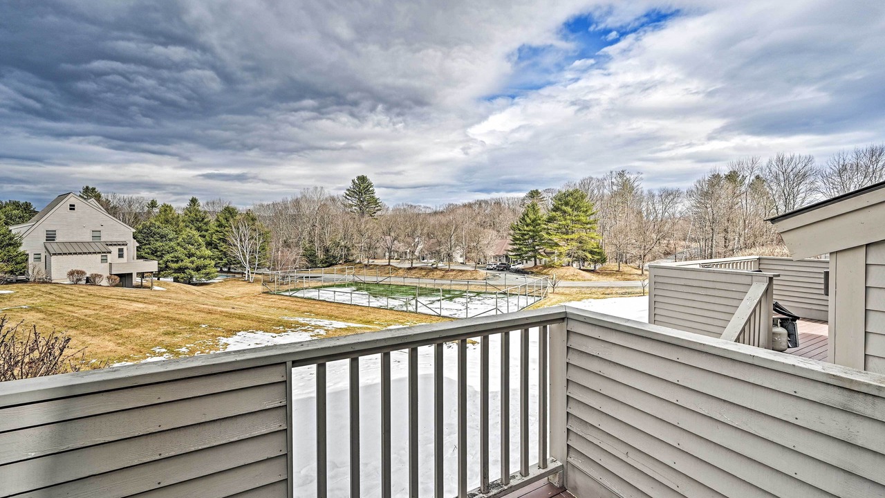 Photo of Patio Balcony in West Hartford