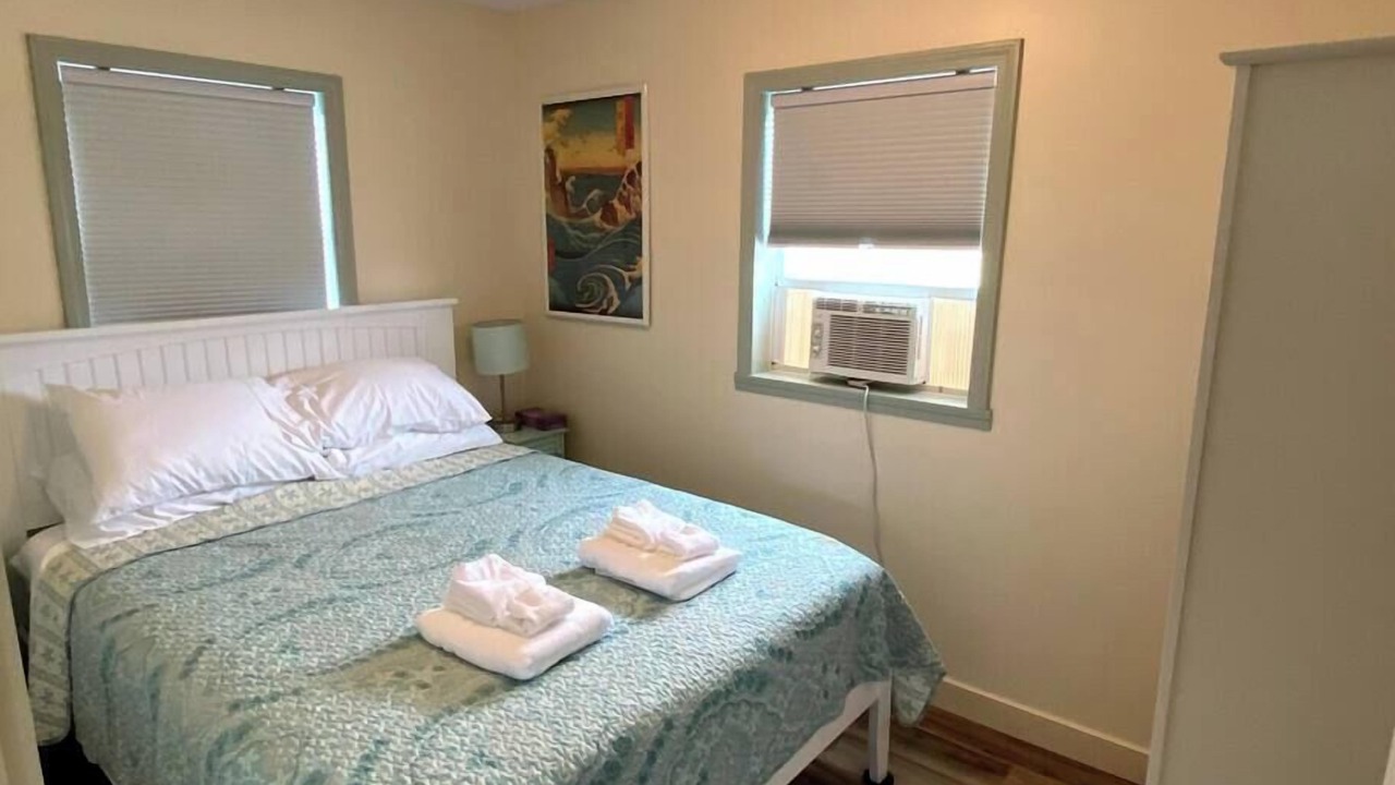 Photo of Bedroom in Alburg