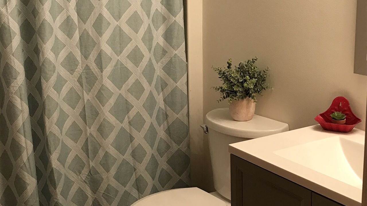 Photo of Bathroom in The Bays