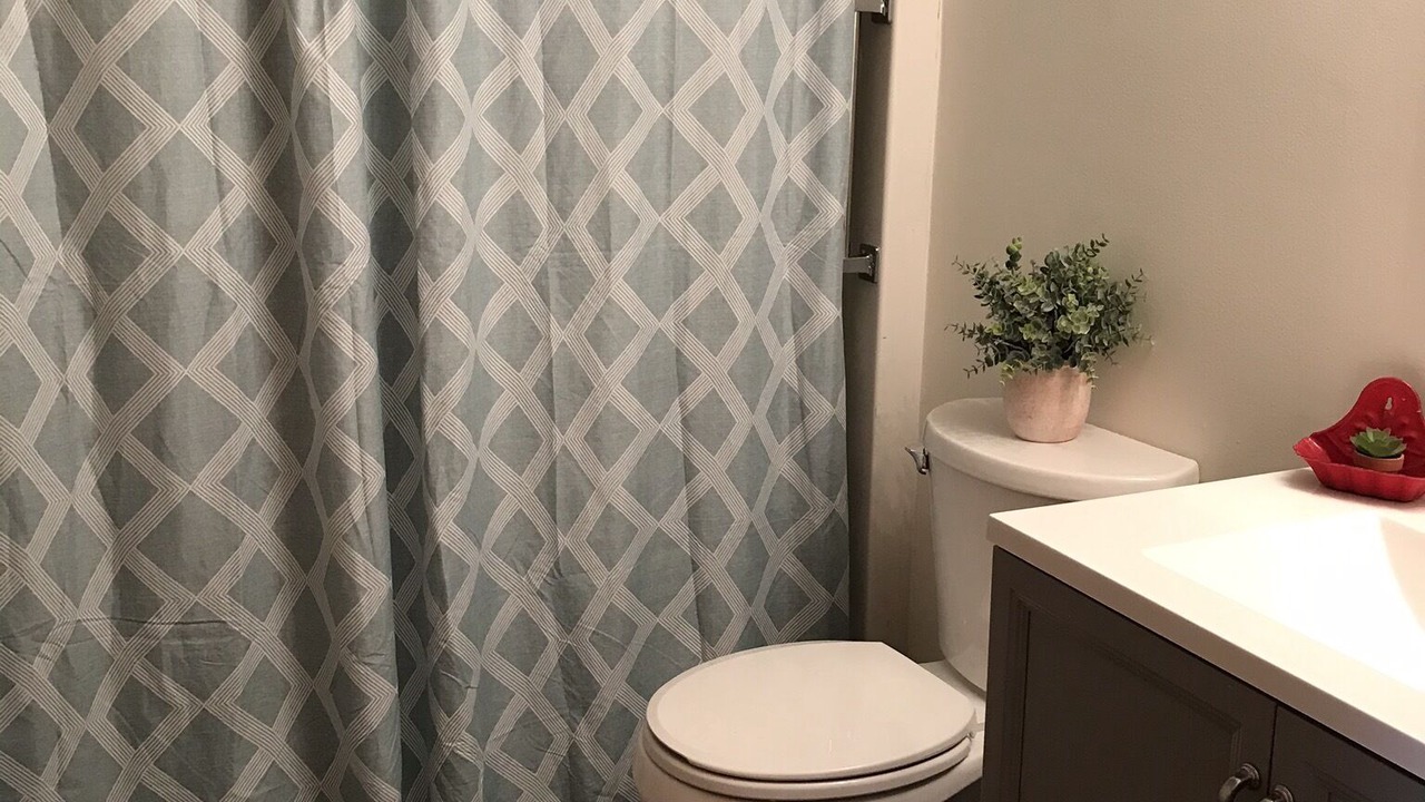 Photo of Bathroom in The Bays