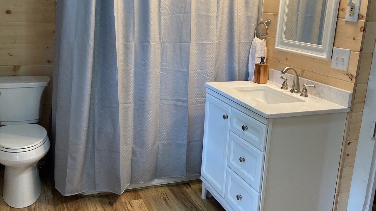 Photo of Bathroom in Lake George