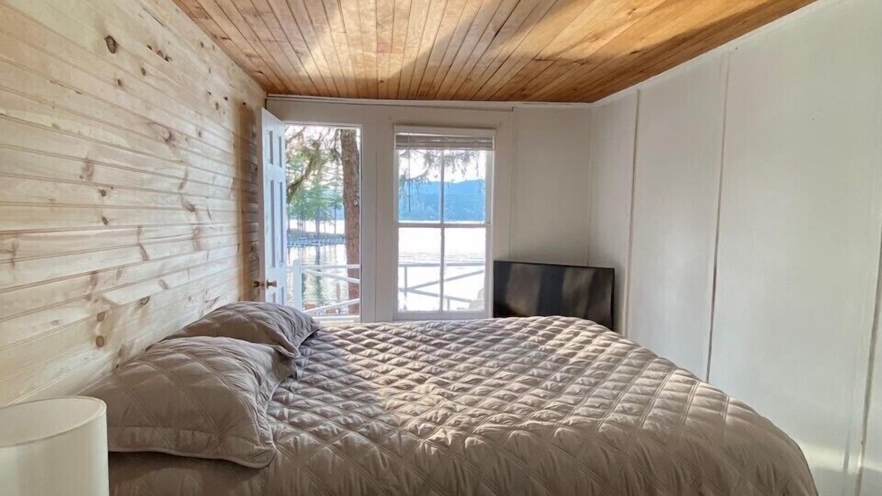Photo of Bedroom in Lake George