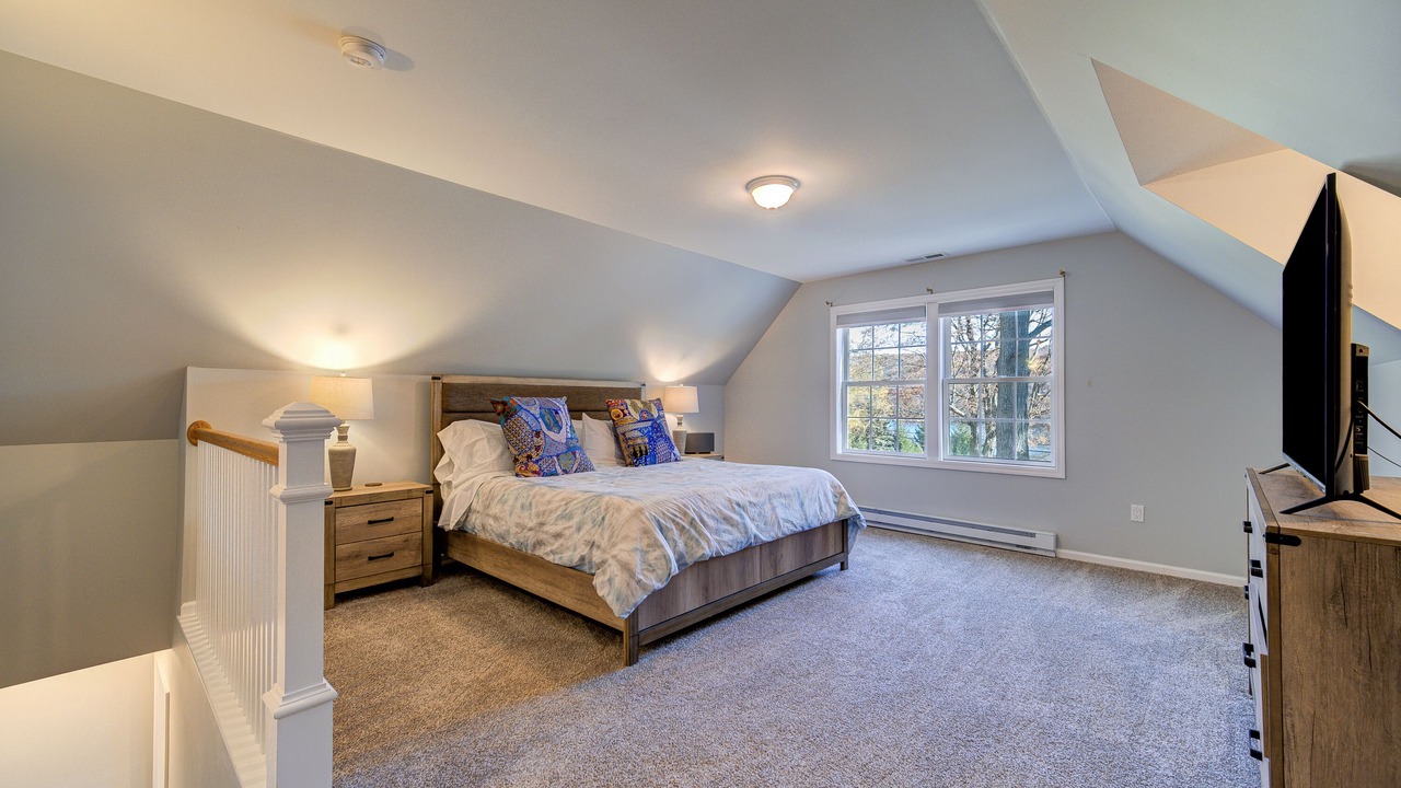 Photo of Bedroom in Holmes