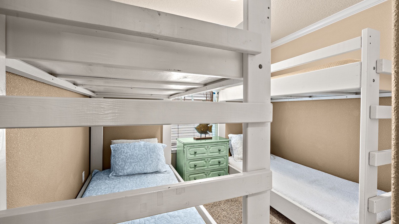 Photo of Bedroom in Surfside Beach