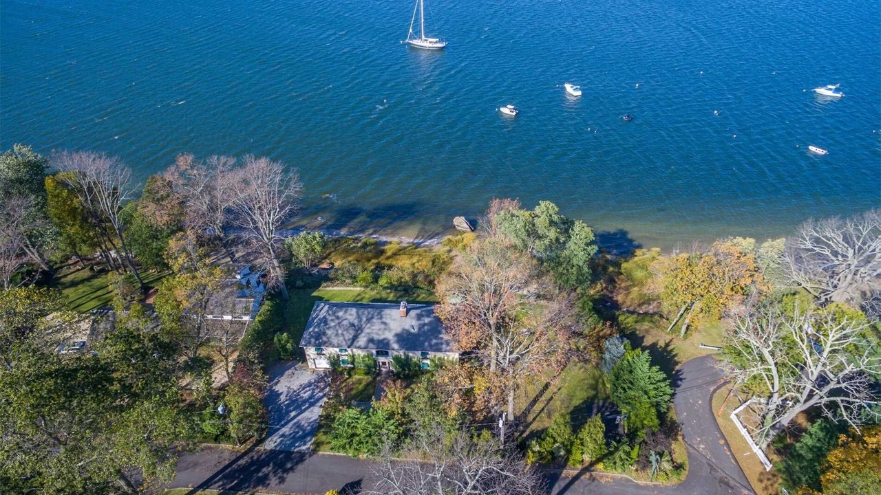 Photo of Others in Centre Island
