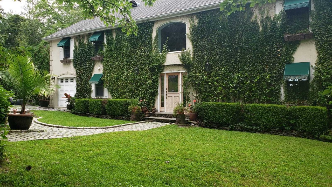 Photo of Outdoor in Centre Island