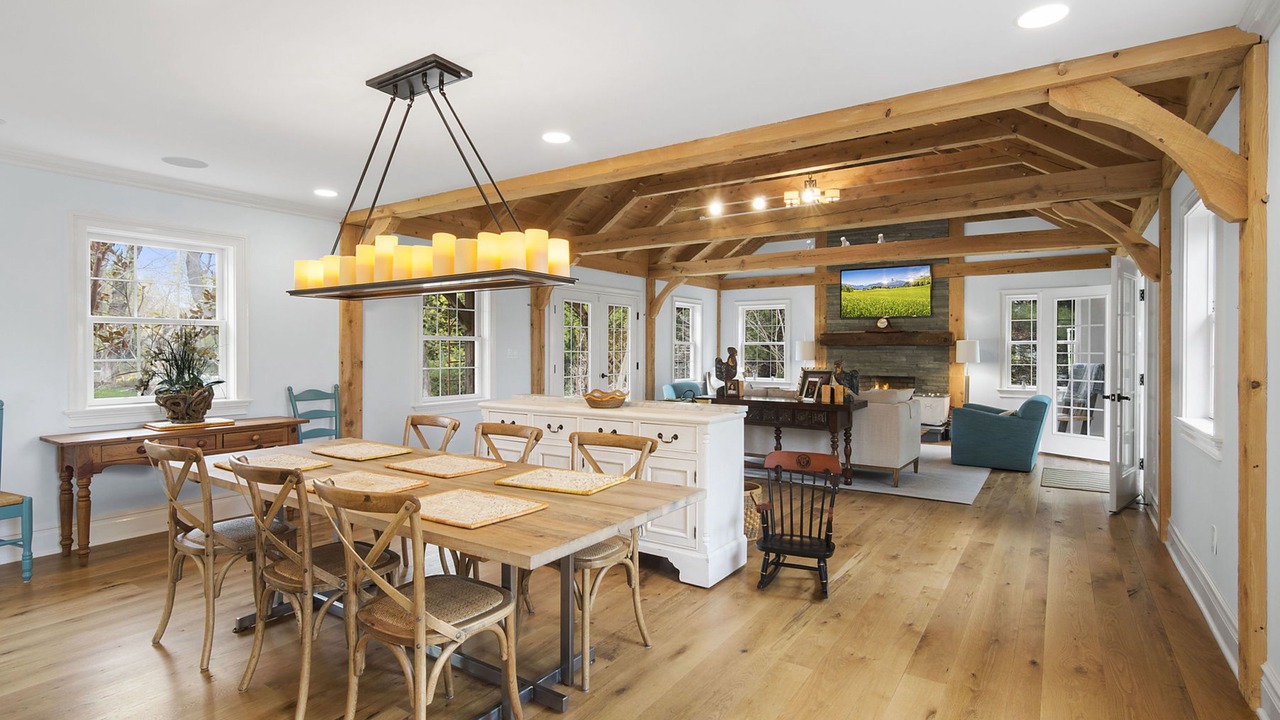 Photo of Others in Bridgehampton