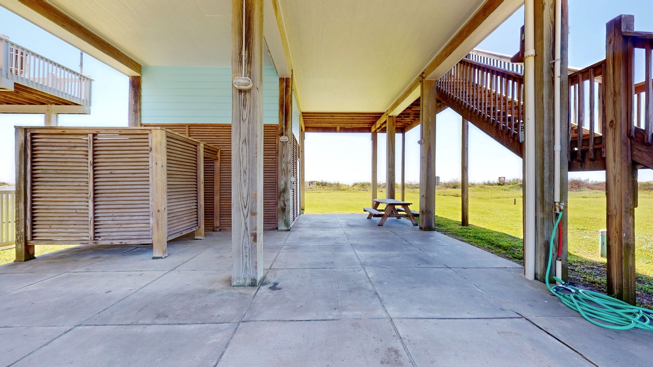 Photo of Outdoor in Crystal Beach