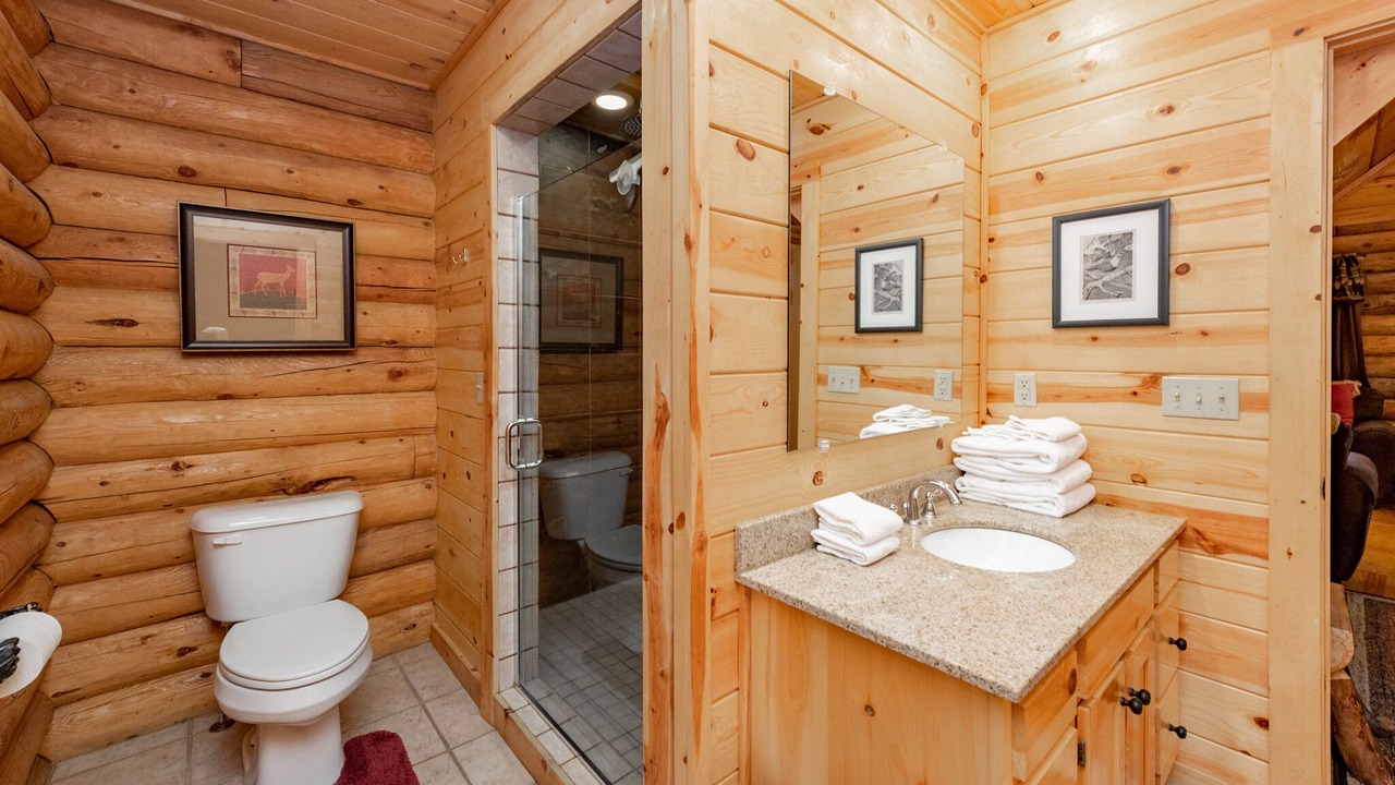Photo of Bathroom in Thayerville