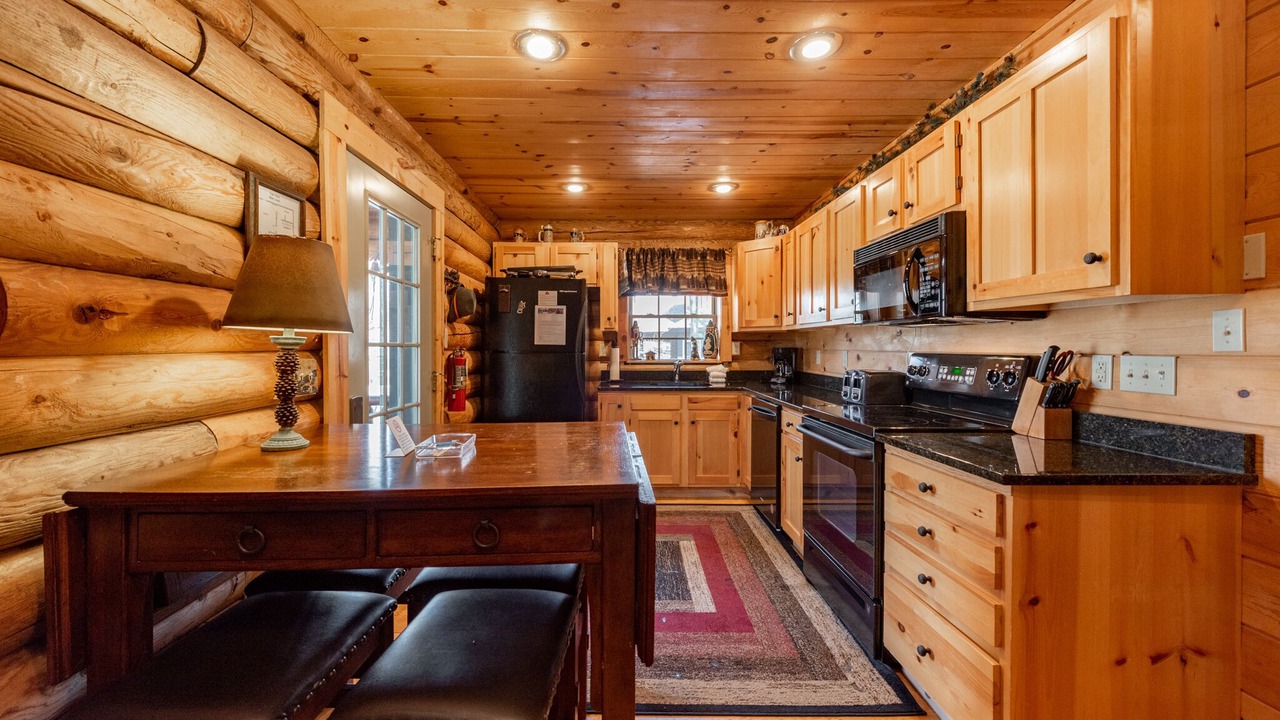 Photo of Kitchen in Thayerville