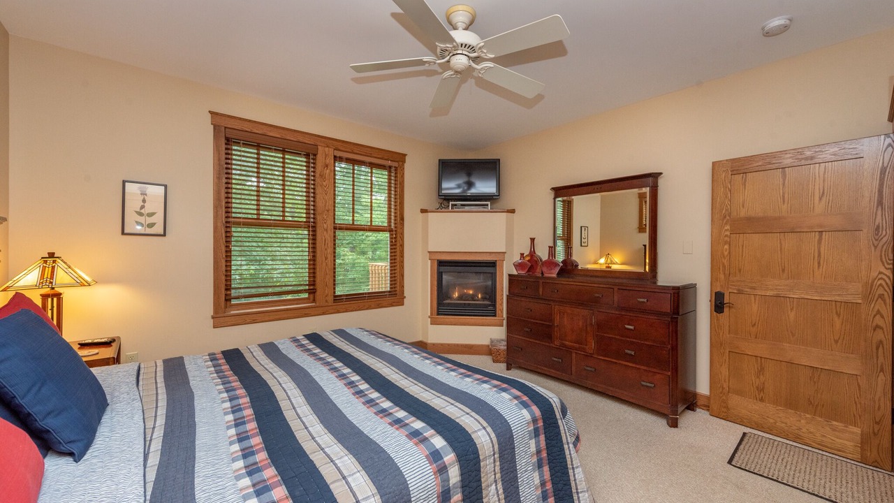 Photo of Bedroom in Thayerville