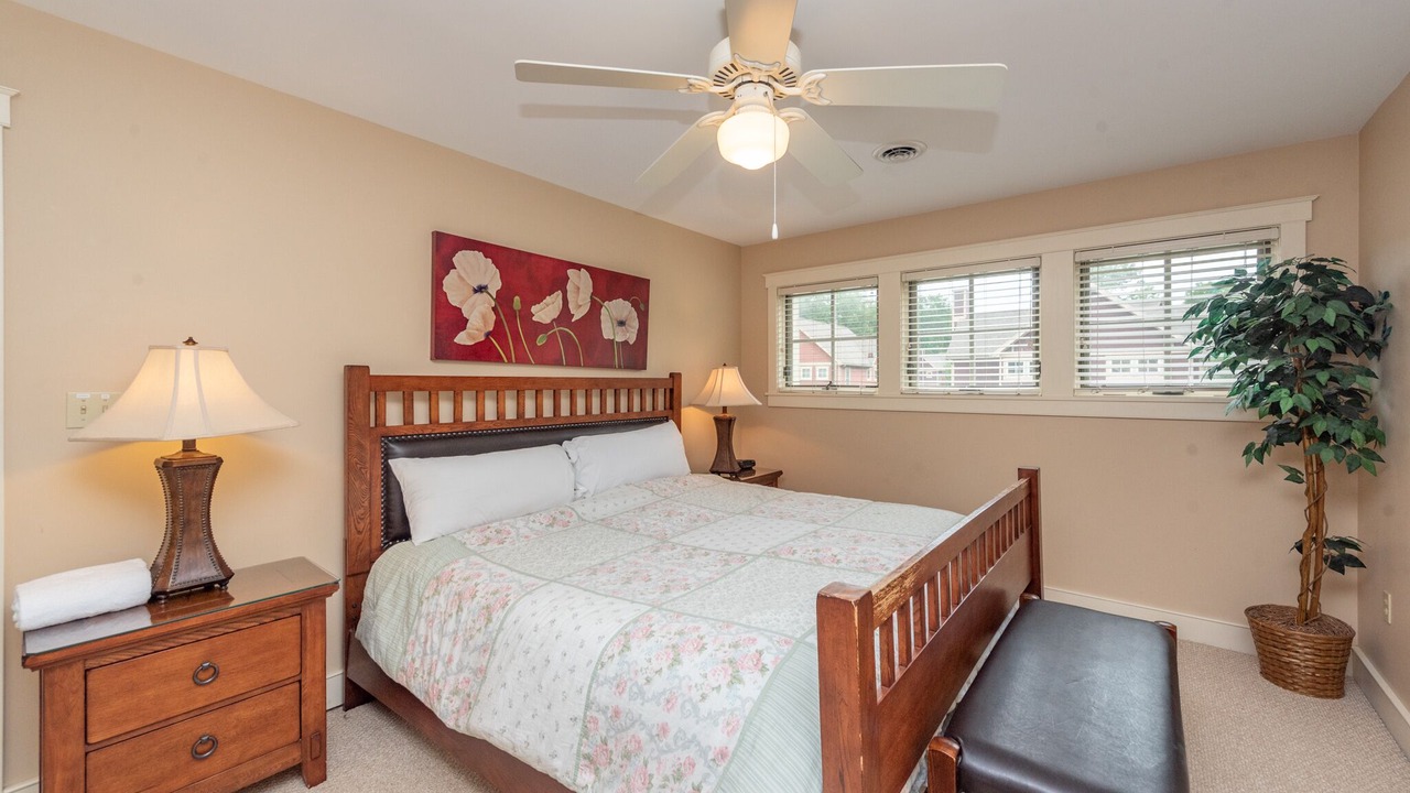Photo of Bedroom in Thayerville