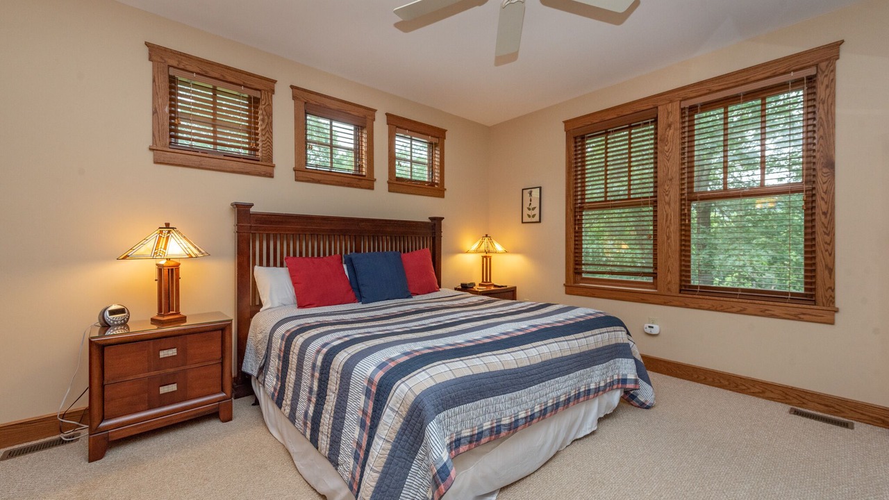 Photo of Bedroom in Thayerville