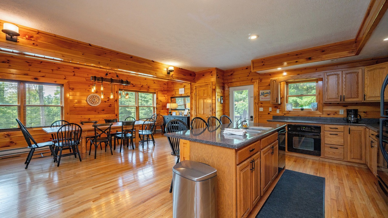 Photo of Kitchen in McHenry