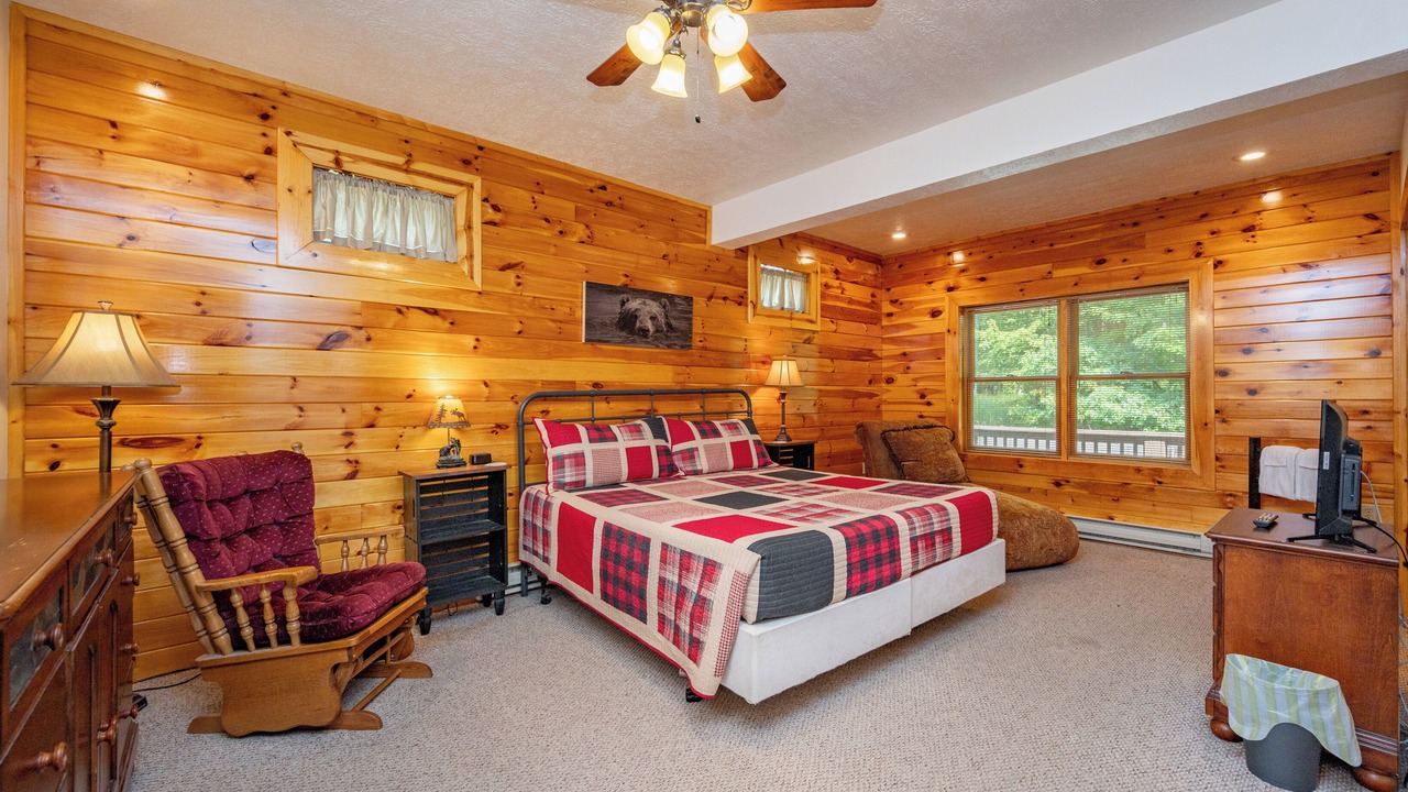 Photo of Bedroom in McHenry
